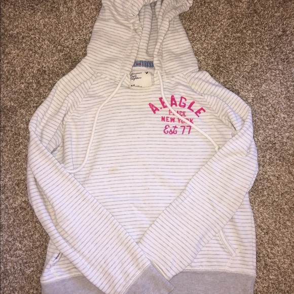 American eagle outfitters sweatshirt