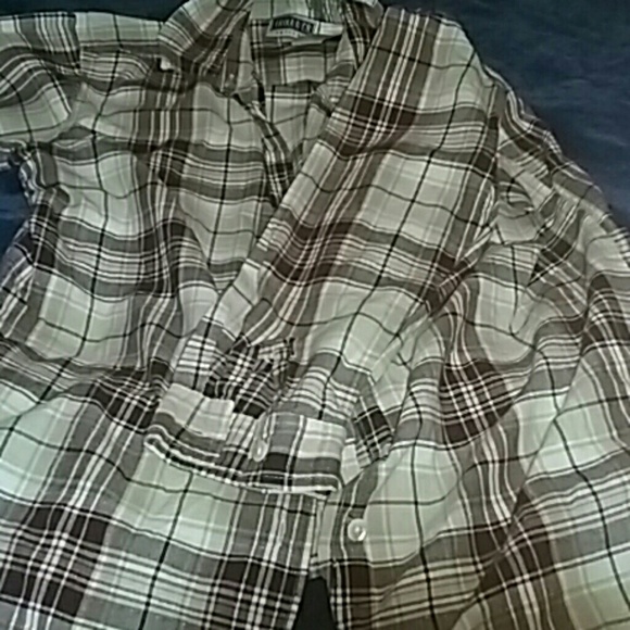 Plaid button up shirt - Picture 1 of 3