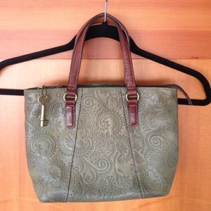 Fossil purse