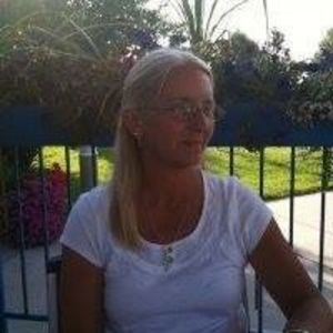 Meet your Posher, Laurie