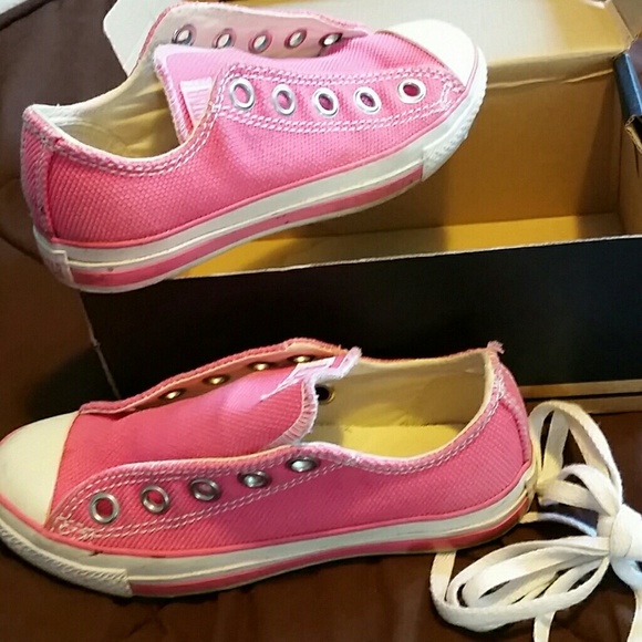 Shoes - Picture 4 of 4