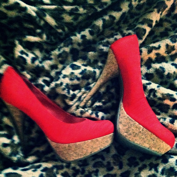 Bamboo Platform Pump ❤️❤️ - Picture 2 of 2