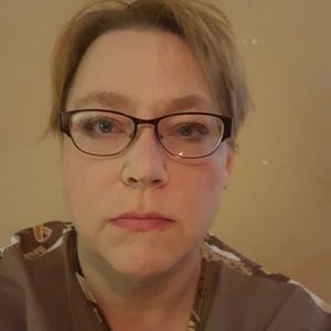 Meet your Posher, Janet