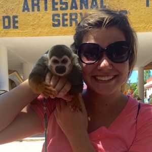 Meet your Posher, Kendra