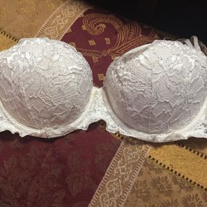 Victoria's Secret 32C bra