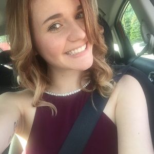 Meet your Posher, Ashley