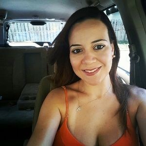 Meet your Posher, Paola