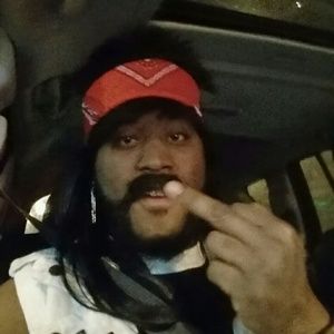 Meet your Posher, Akiem