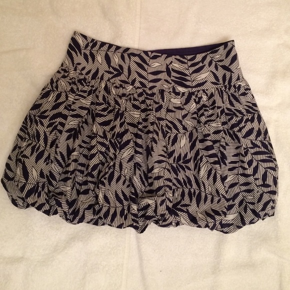 Forever 21 navy print mini