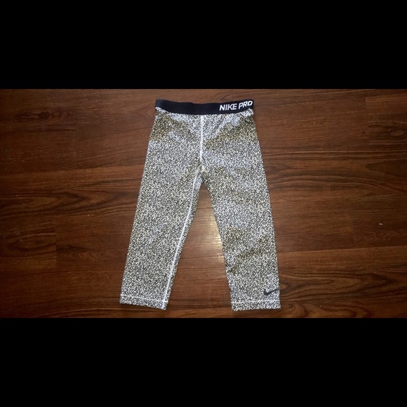 Nike Pro cheetah print leggings