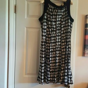 Houndstooth Black and White Sleeveless Dress XL