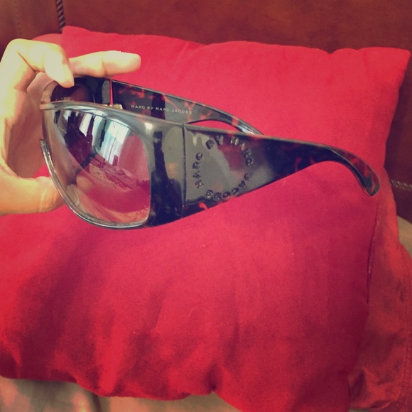 Marc by Marc Jacobs tortoise sunglasses USED