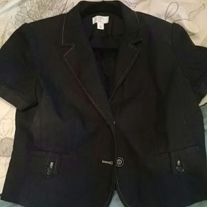 Woman's suit 14p nice for summer