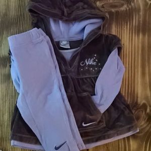 2-pc Nike Outfit