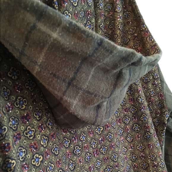 NWT LF floral Furst of a Kind hooded flannel - Picture 4 of 4