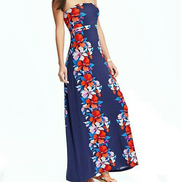 Tube top dress or can be worn as a maxi skirt.
