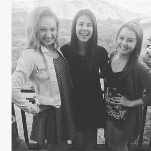 Meet your Posher, Andrea