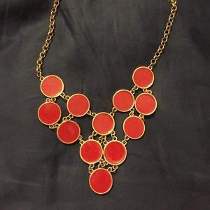 Statement necklace