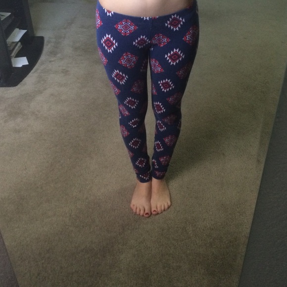 Tribal tights - Picture 1 of 2