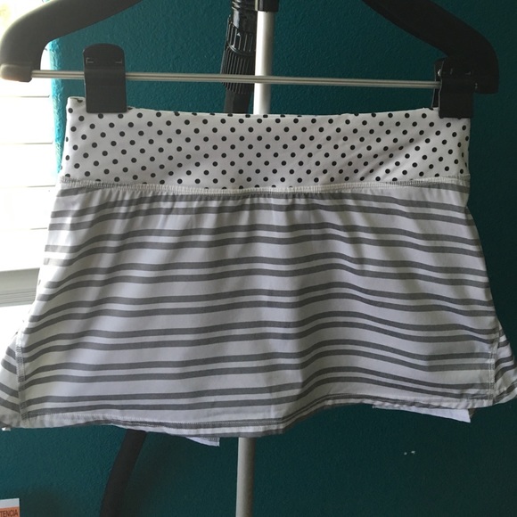Lululemon polka dot skirt