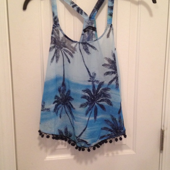 Ocean drive crop top. Size small