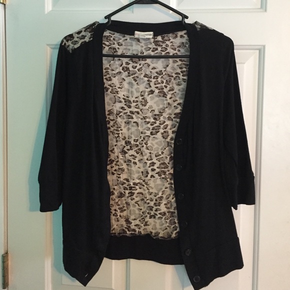 Black cover up top