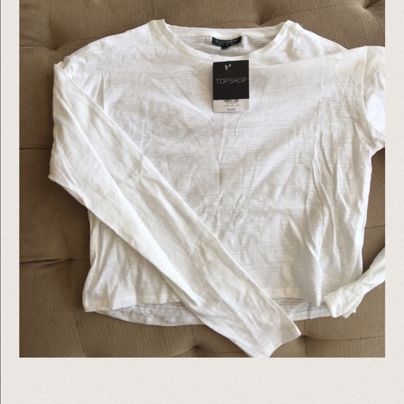 TopShop long sleeved sheer crop top - Picture 2 of 3