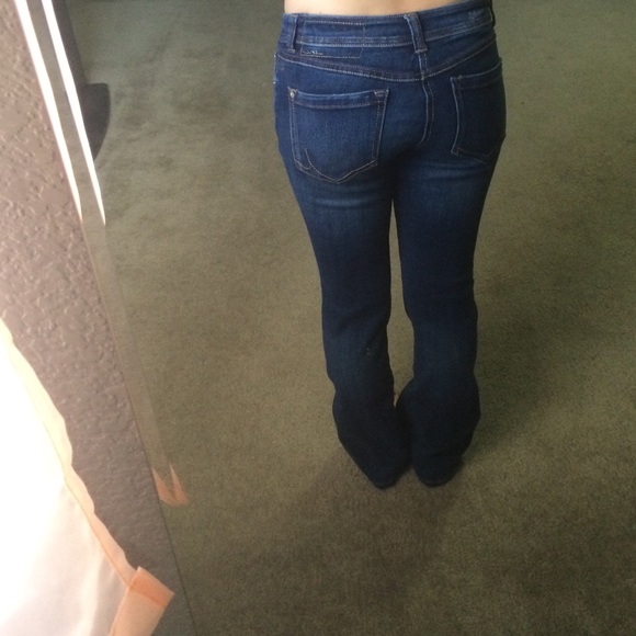 Dark blue jeans with brown seam - Picture 2 of 2