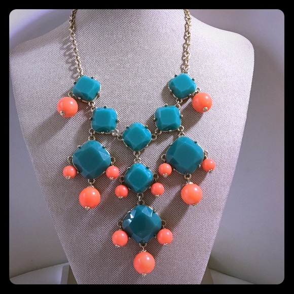 Jewelry - Green & Orange Statement Necklace