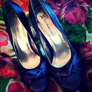 Satin blue pumps!