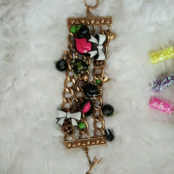 Betsy johnson bracelet