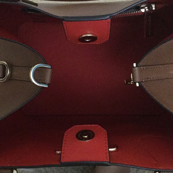 Sold🚨🚨 - Picture 4 of 4