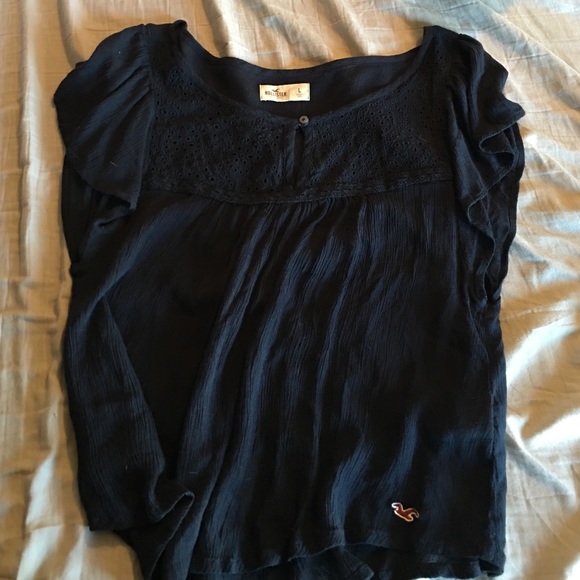 Hollister top