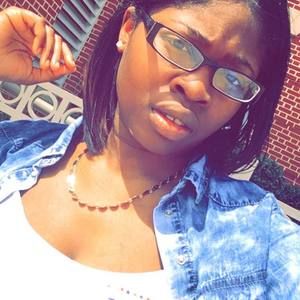 Meet your Posher, Carlesha