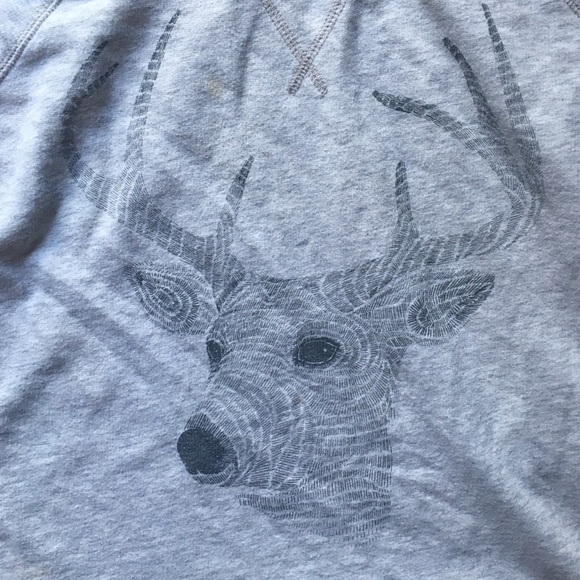 Sweatshirt with deer print - Picture 2 of 3