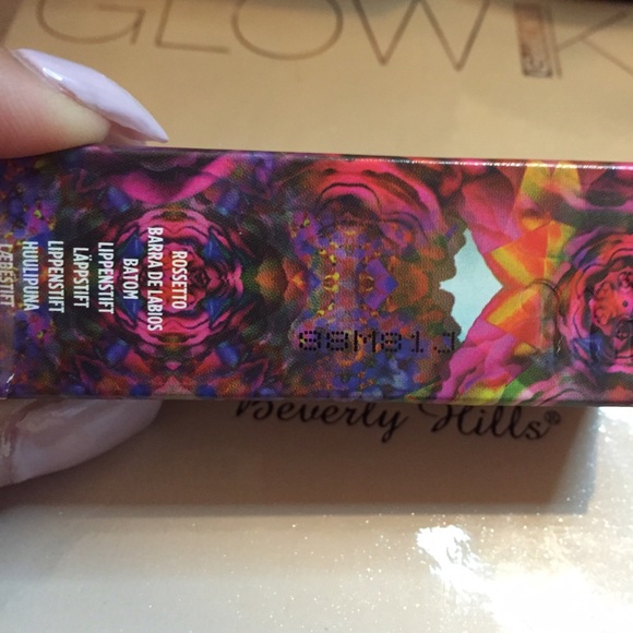 LIMITED EDITION ALICE LIPSTICK - Picture 3 of 3