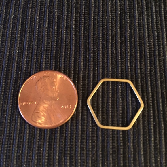 Hexagon Necklace - Picture 4 of 4