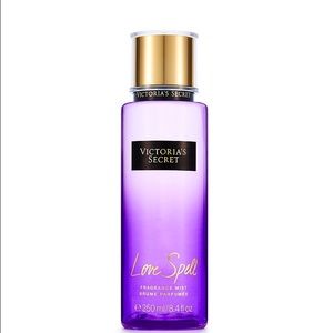 Victoria's Secret Love Spell Fragrance Mist 8.4 Oz