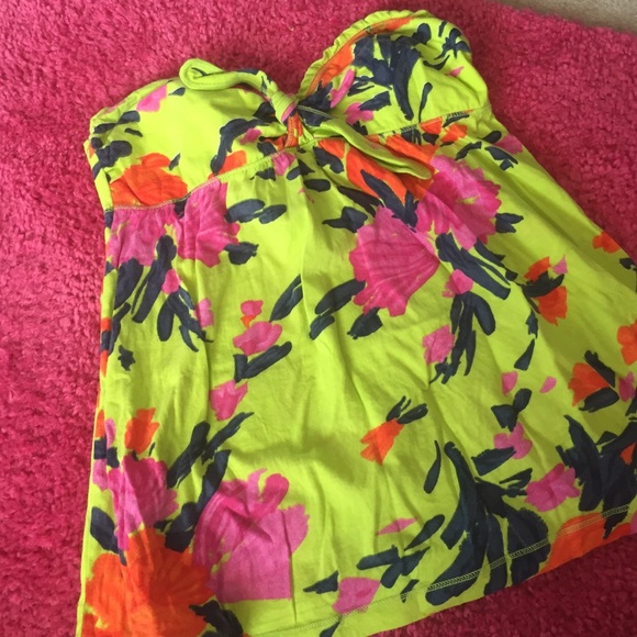 Hollister Tops - Hollister strapless tank top