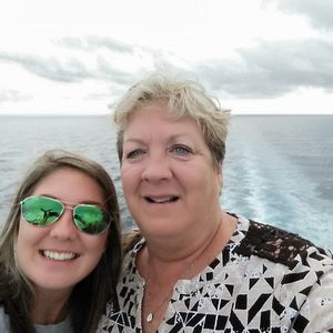 Meet your Posher, Lindsey