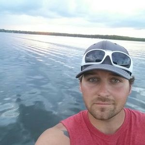 Meet your Posher, Carl