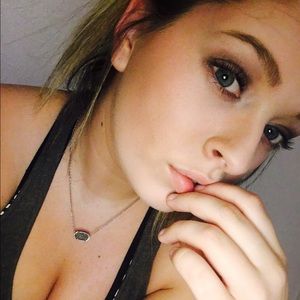 Meet your Posher, Saige