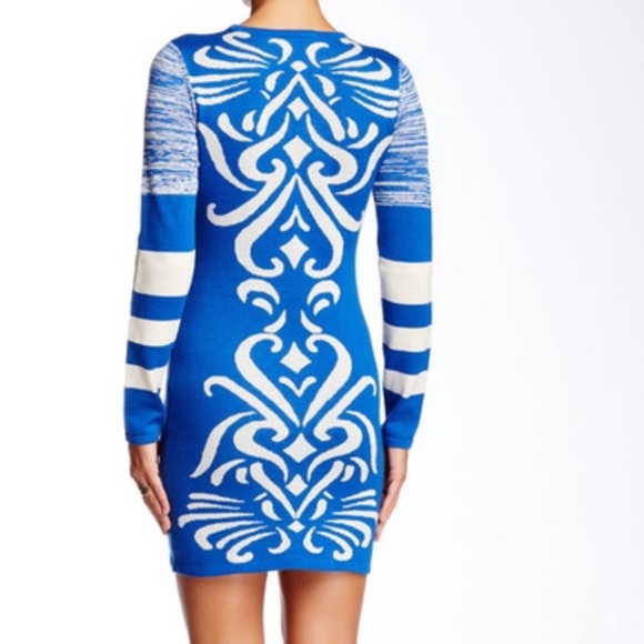 Nwt Romeo and Juliet Couture sweater dress - Picture 2 of 4