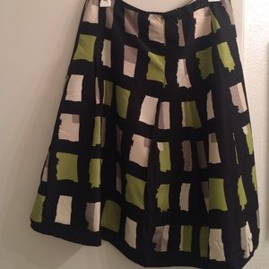 100% silk Talbots geometric print skirt