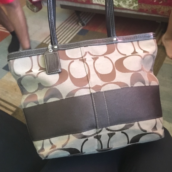 Coach Handbags - Coach brown handbag :)