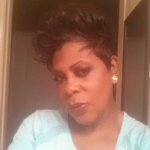 Meet your Posher, Stacy