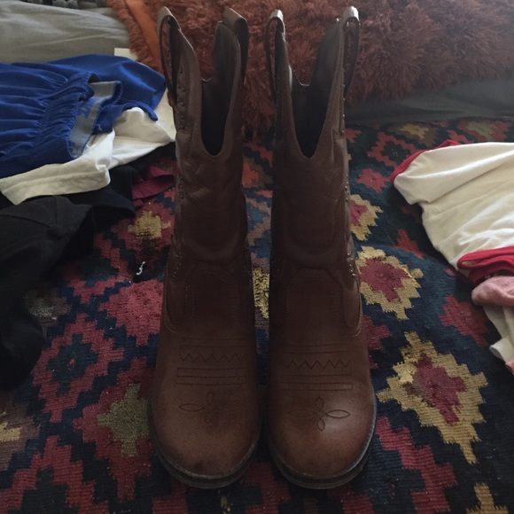 cowgirl boots