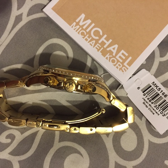 Micheal Kors gold watch - Picture 4 of 4
