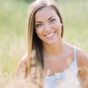 Meet your Posher, Mara