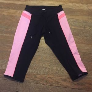 Lululemon crop pants